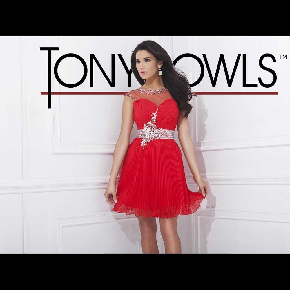 NWT Tony bowls size 6 new with tags